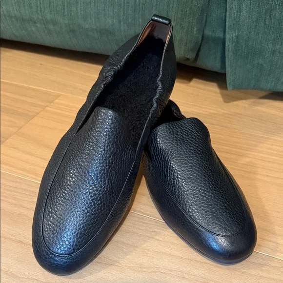 Vionic Textured Black Women’s Slip-On Loafers NWIB size 10 - Picture 1 of 6